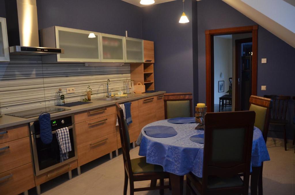 Classic Car Museum Apartment Riga Zimmer foto